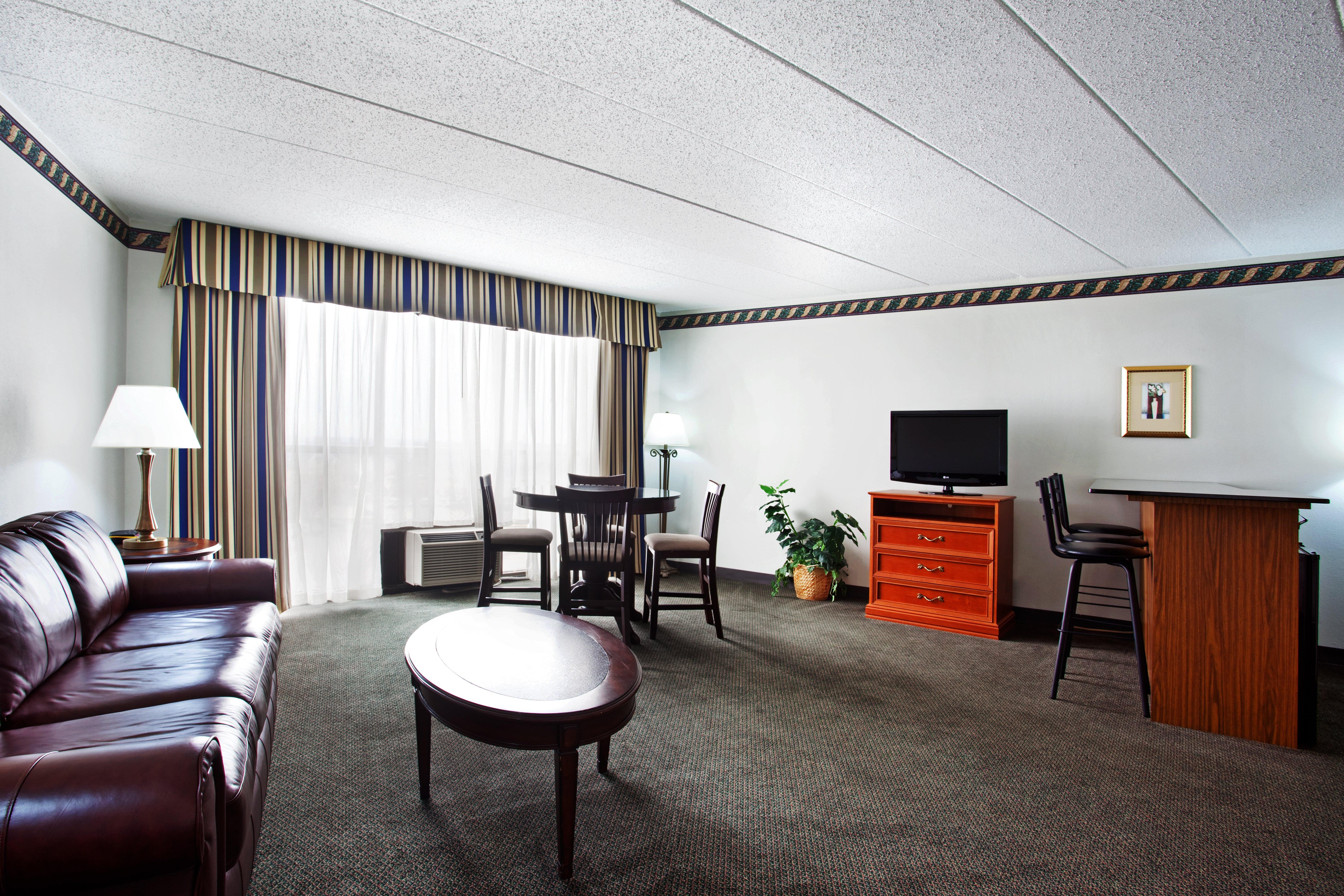 Holiday Inn Rockford By Ihg Esterno foto