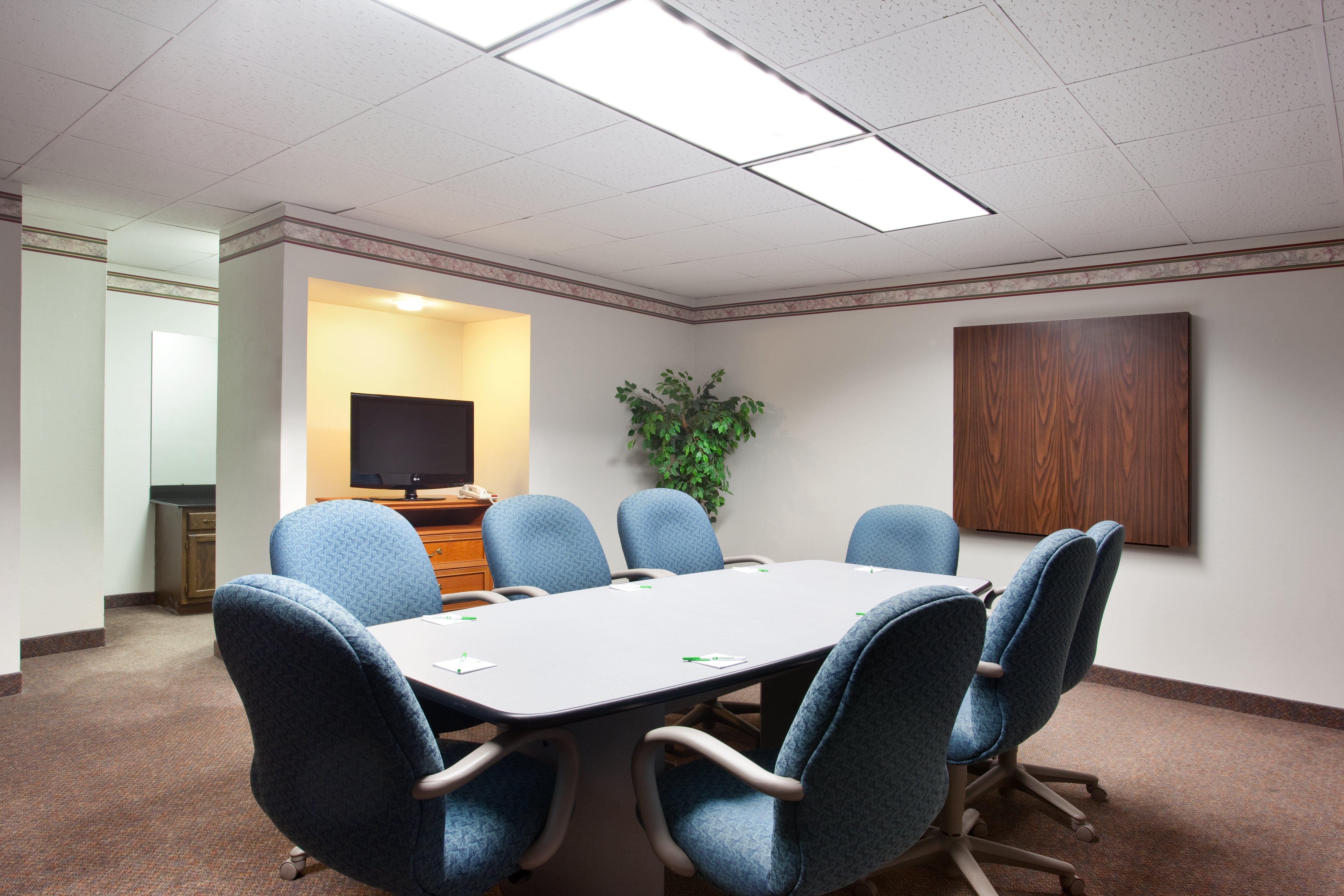 Holiday Inn Rockford By Ihg Esterno foto
