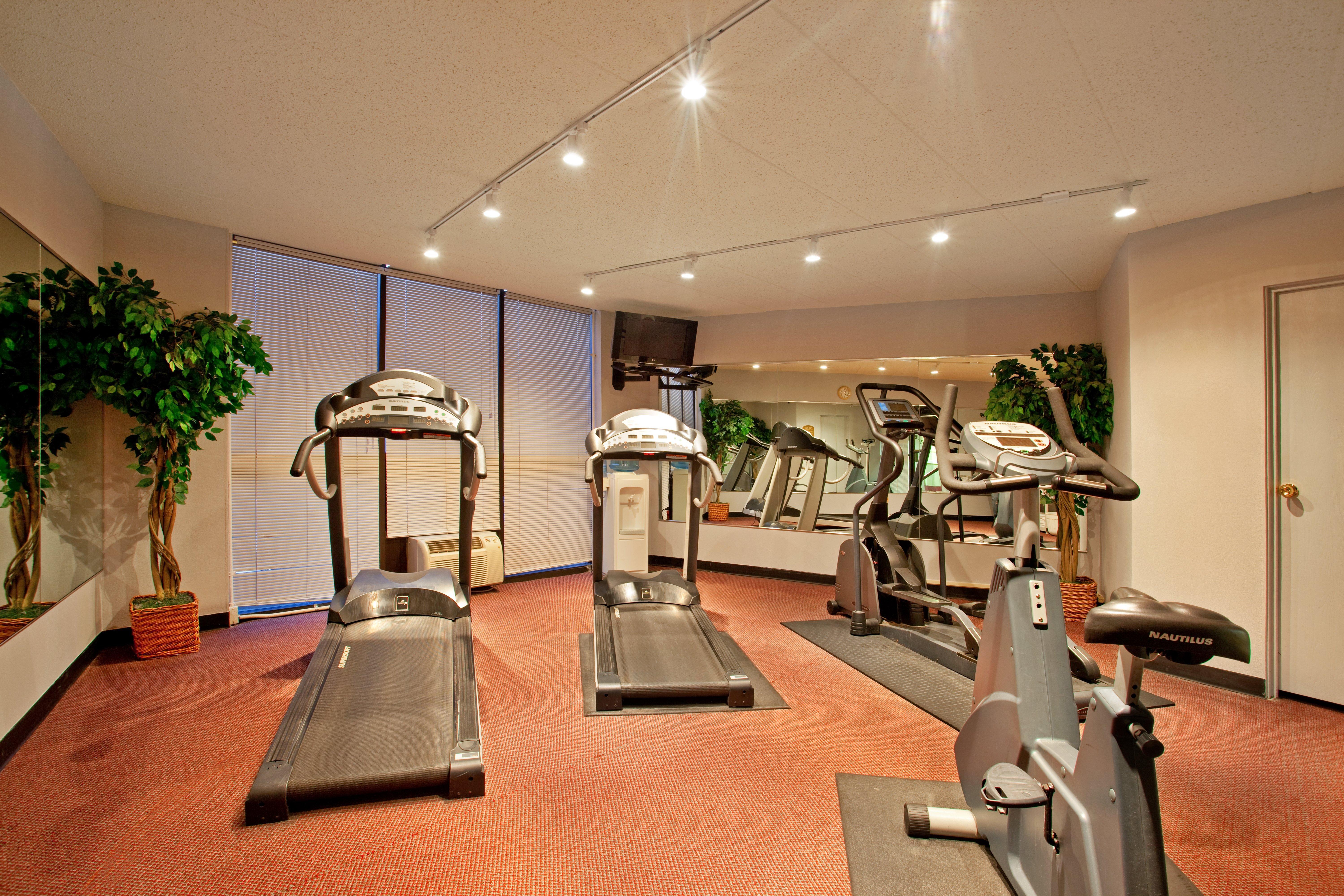 Holiday Inn Rockford By Ihg Esterno foto